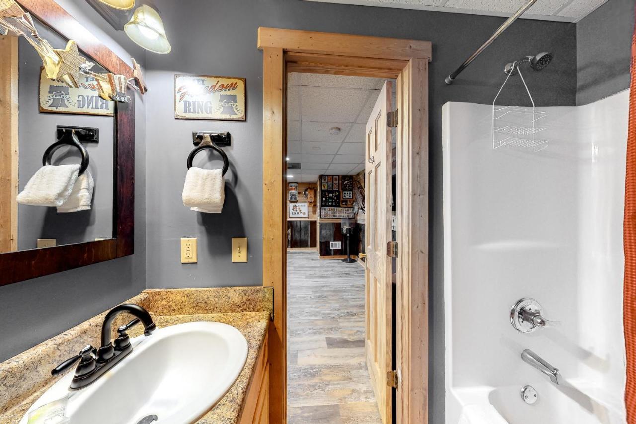 Bucky And Doe Doe'S Place Kiker Bagian luar foto